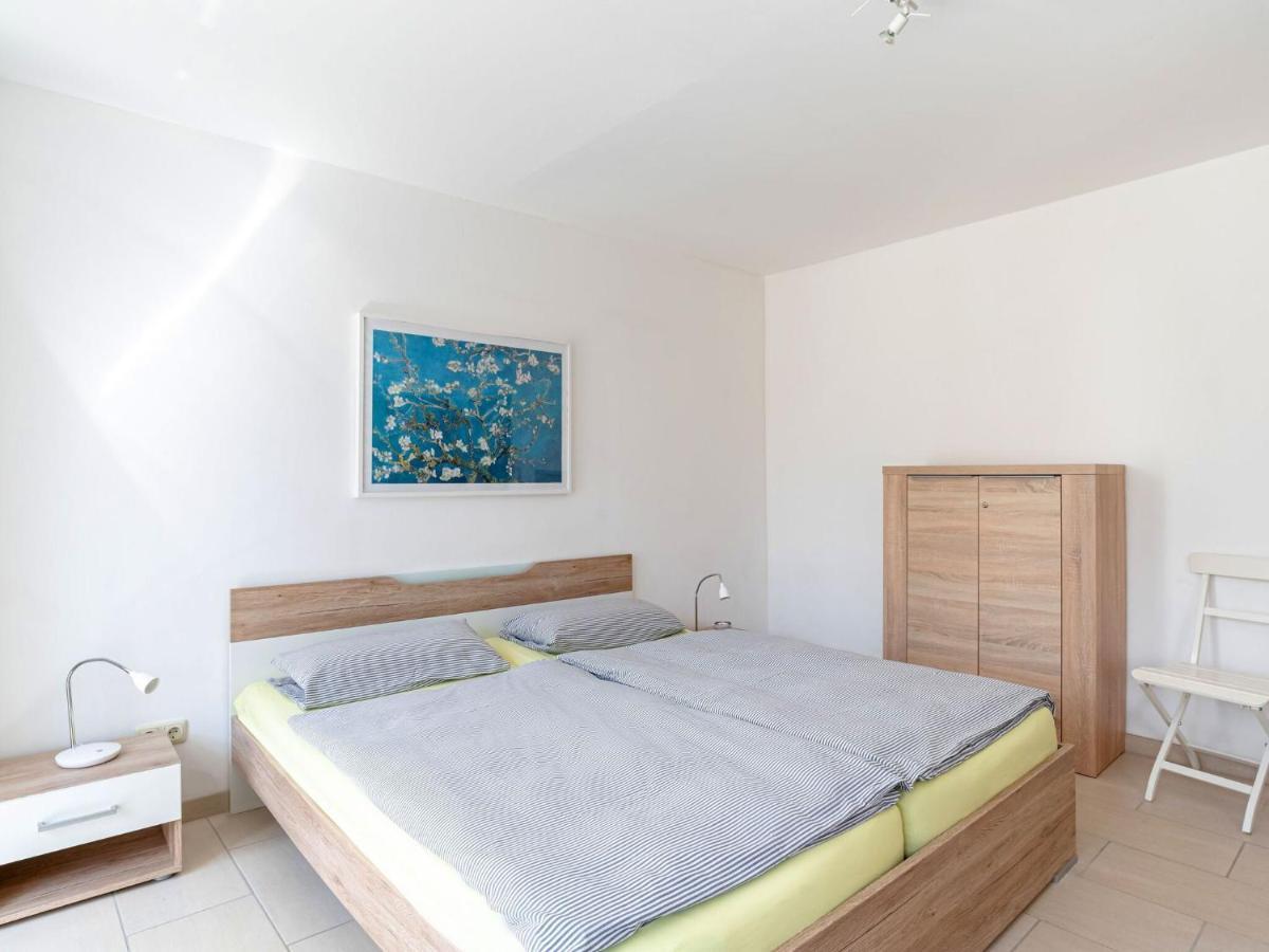 Flat In Eutin On The Kleiner Eutiner See Lake エクステリア 写真